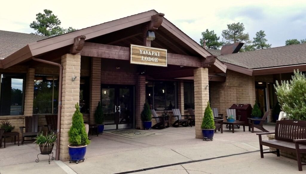 Yavapai Lodge