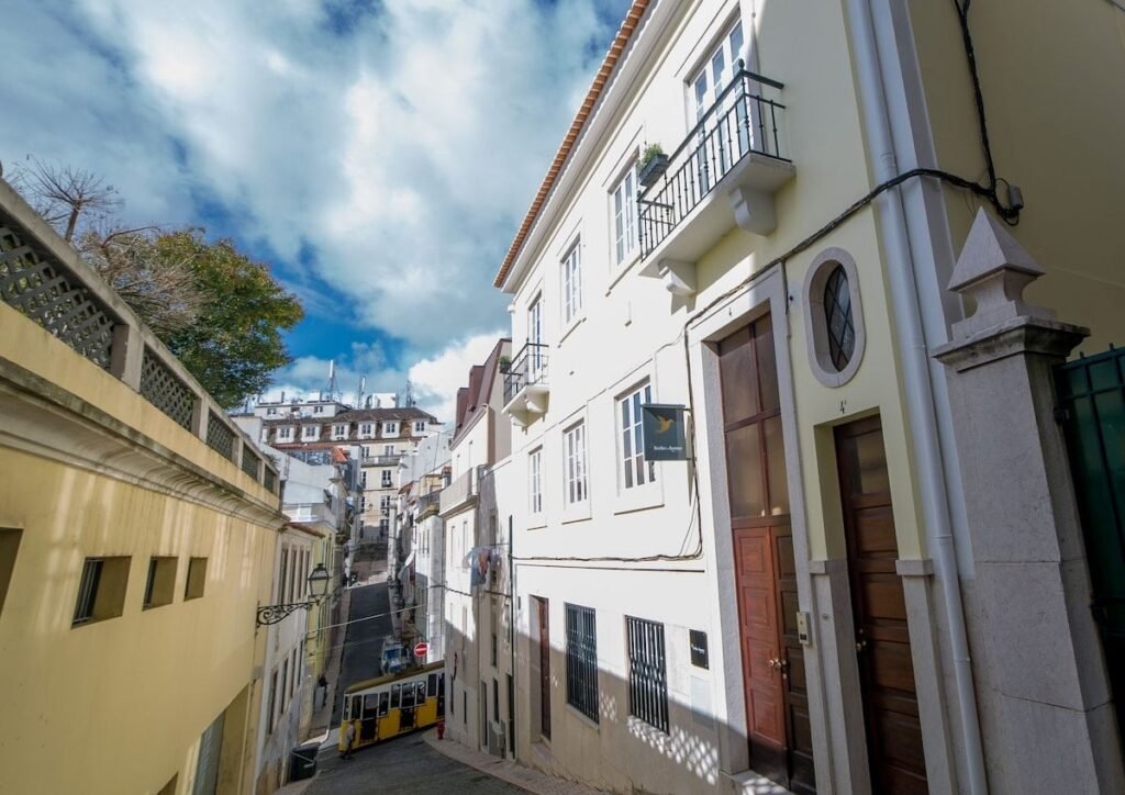 Bica FLH Suites