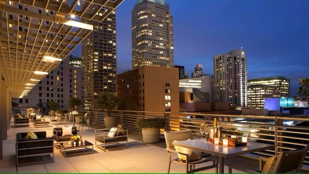 Four Seasons Hotel