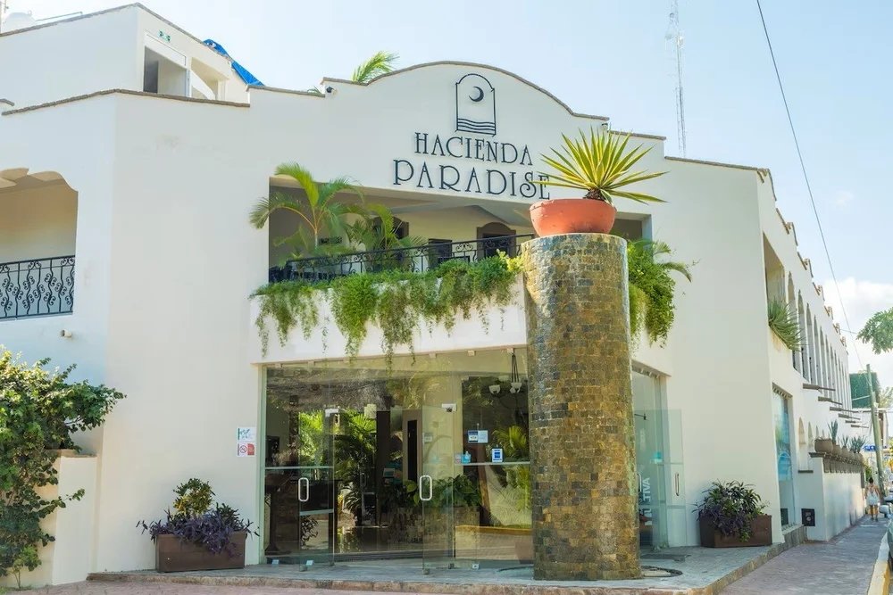 Hotel Hacienda Paradise