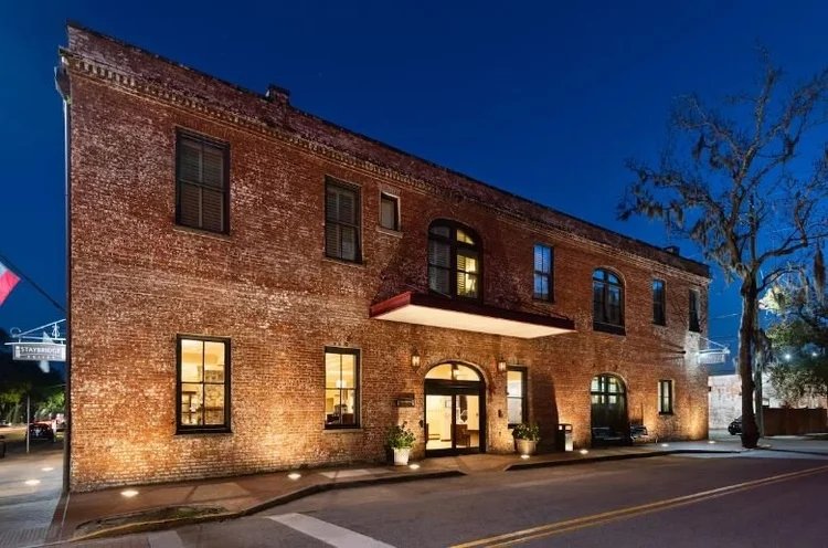 Staybridge Suites Savannah Historic District