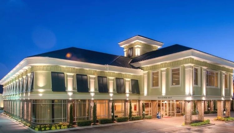 Town & Country Inn and Suites