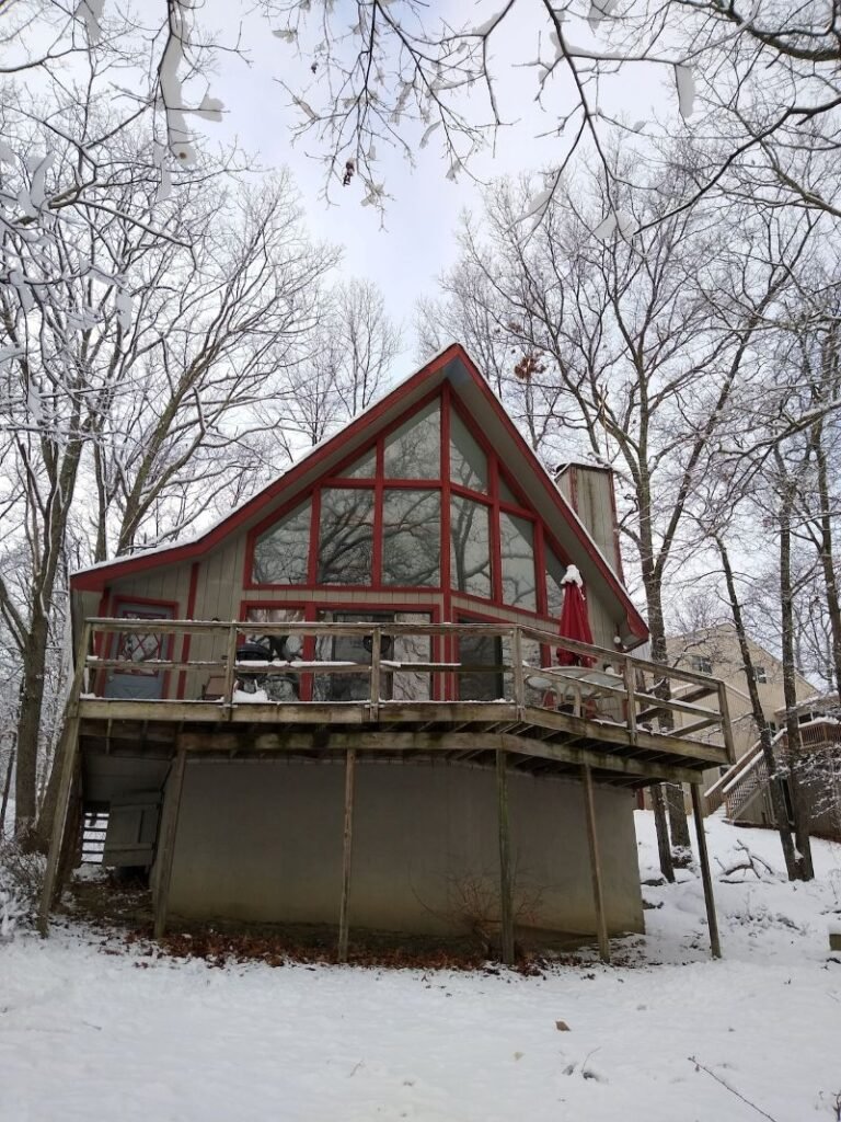 Pocono Glass Cabin