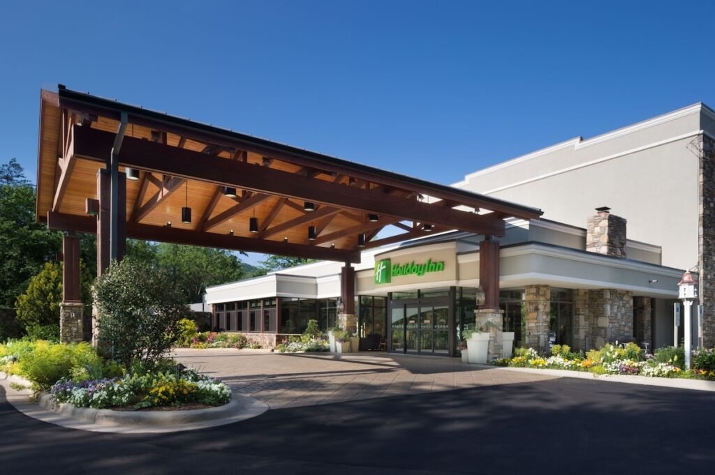 Holiday Inn Asheville East-Blue Ridge PKWY by IHG