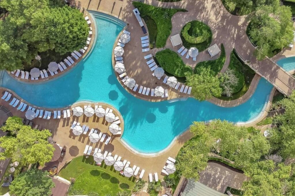 The Ritz-Carlton Dallas, Las Colinas